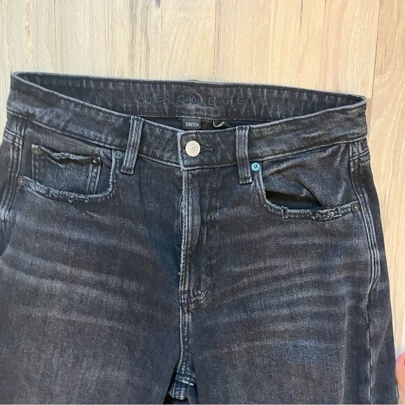 American Eagle Ripped Jeans - Picture 5 of 9